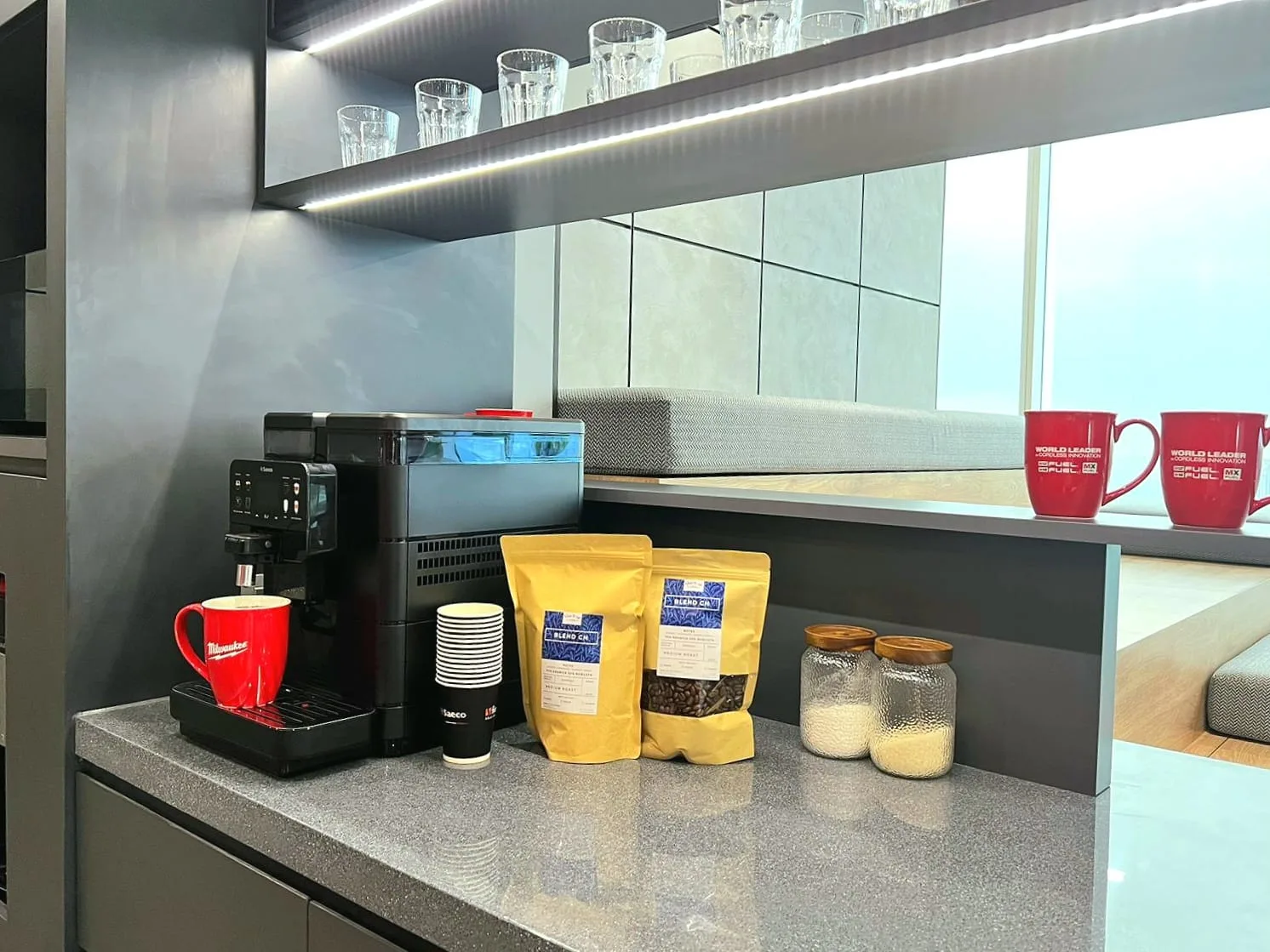 4 Rekomendasi mesin kopi otomatis SAECO fully automatic untuk kebutuhan kantor