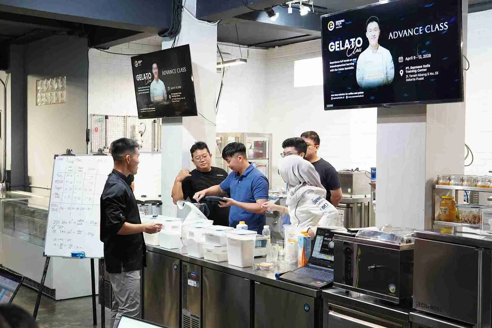Advanced Gelato Class: Kelas Gelato Tingkat Lanjut untuk Menguasai Balancing & Resep dari Nol