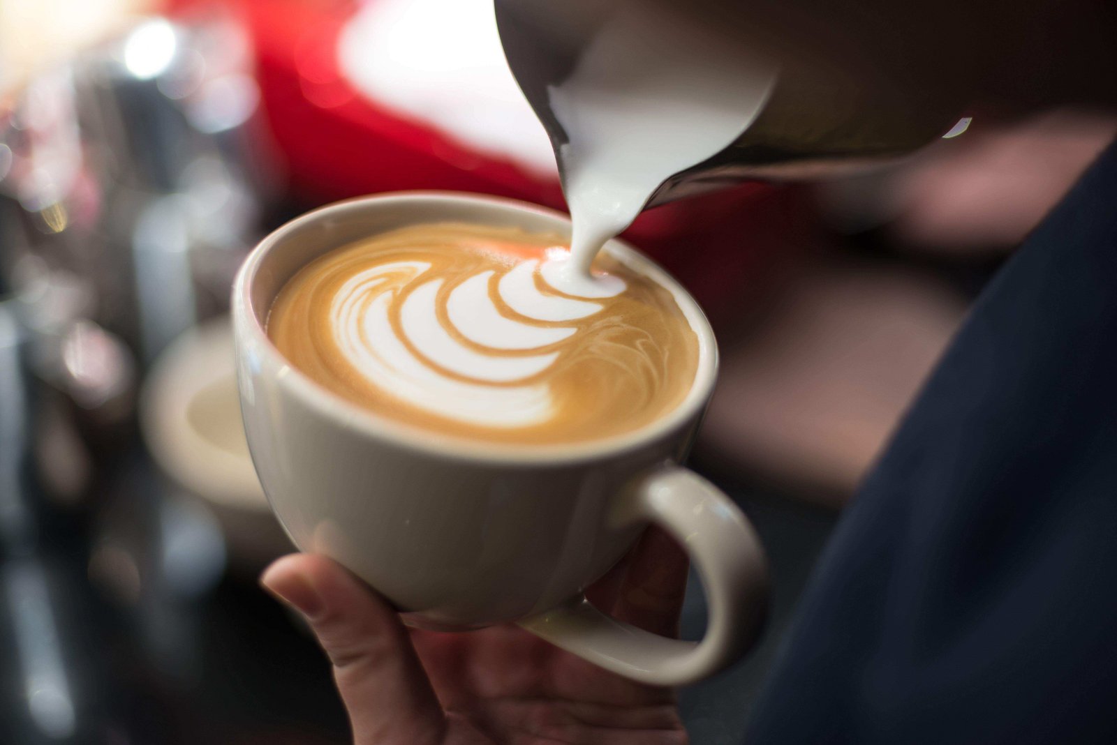Es Kopi: 6 Rekomendasi Menu Segar Lengkap dengan Resepnya