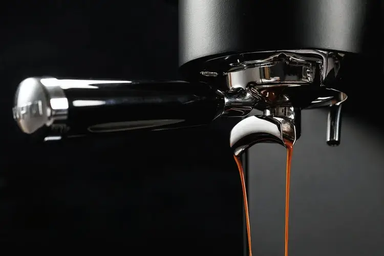 WPM Primus espresso machine — gear pump technology untuk specialty coffee